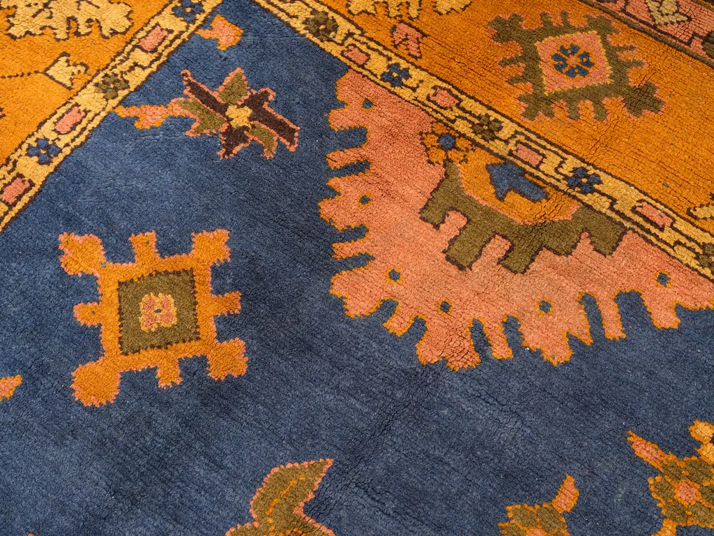 An important and early 20thC rare hand-knotted carpet attributed to the Donegal Carpet Workshops Killybegs - Ireland, Image 1++